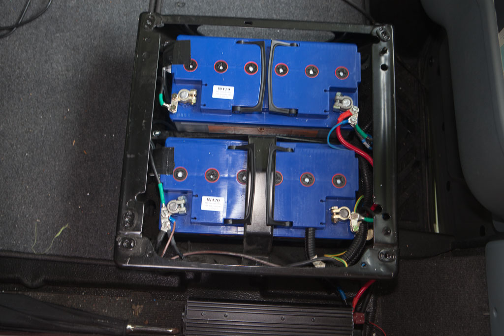 2 Batterien mit Schalter - Wohnmobil Forum Seite 1