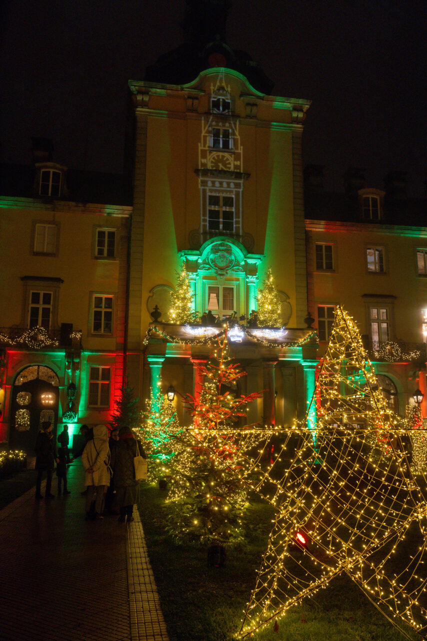 2022-11-30_17-54-17_Schloss Bückeburg_1012-1600