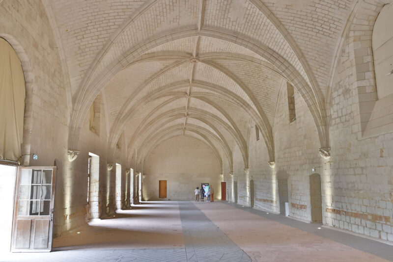 2022-06-05_13-09-07_Fontevraud l'Abbaye_1909-3840