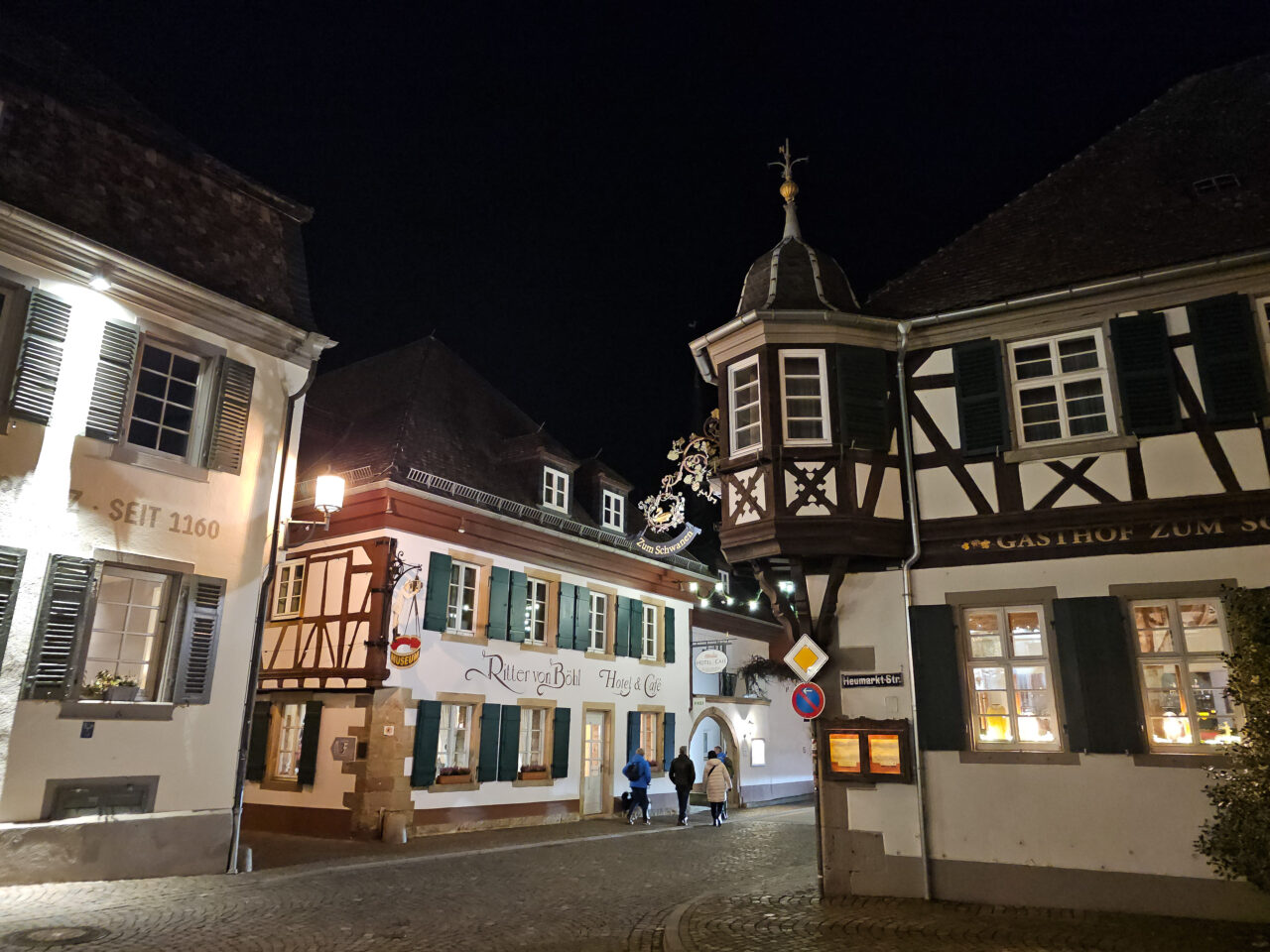 2024-12-06_20-15-48_Deidesheim - Tour de Weihnachtsmarkt _20241206_201548-3840