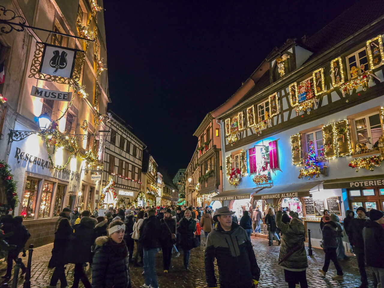 2024-12-07_17-37-41_Kaysersberg - Tour de Weihnachtsmarkt _20241207_173742-3840