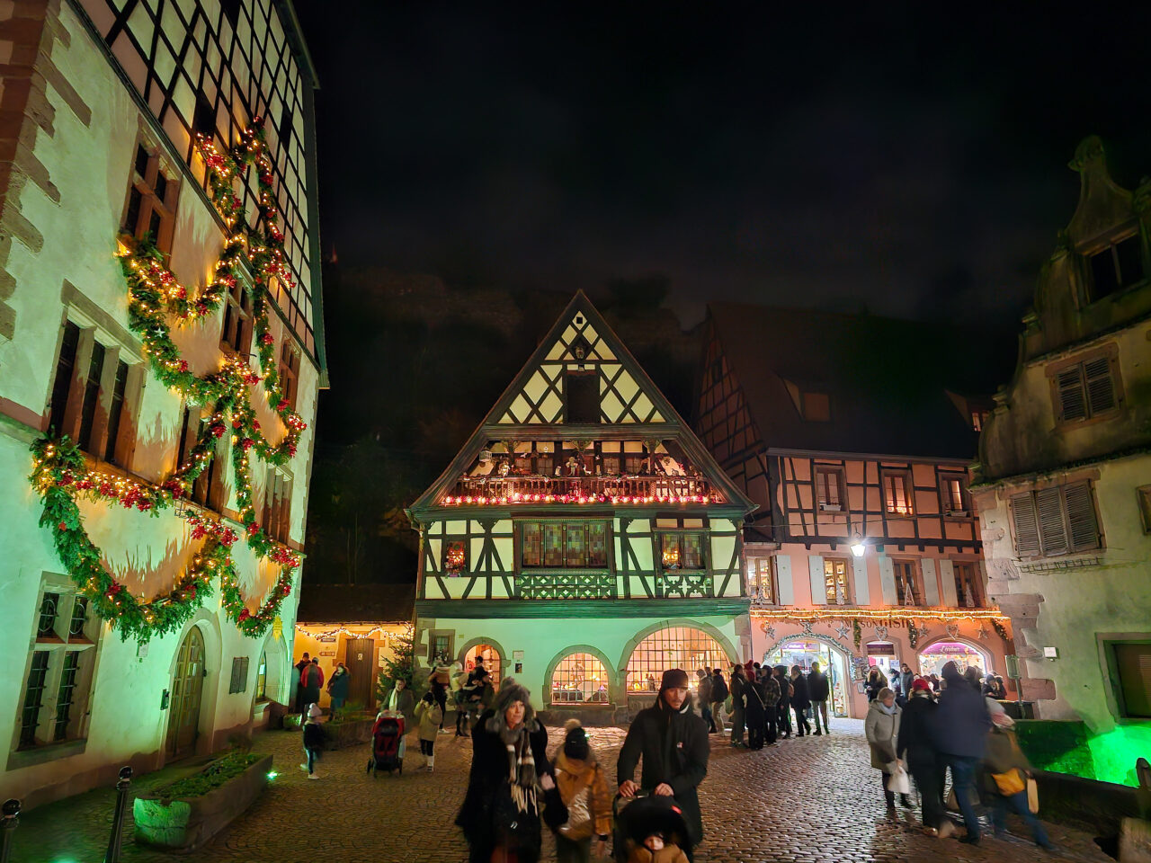 2024-12-07_19-57-10_Kaysersberg - Tour de Weihnachtsmarkt _20241207_195709-3840