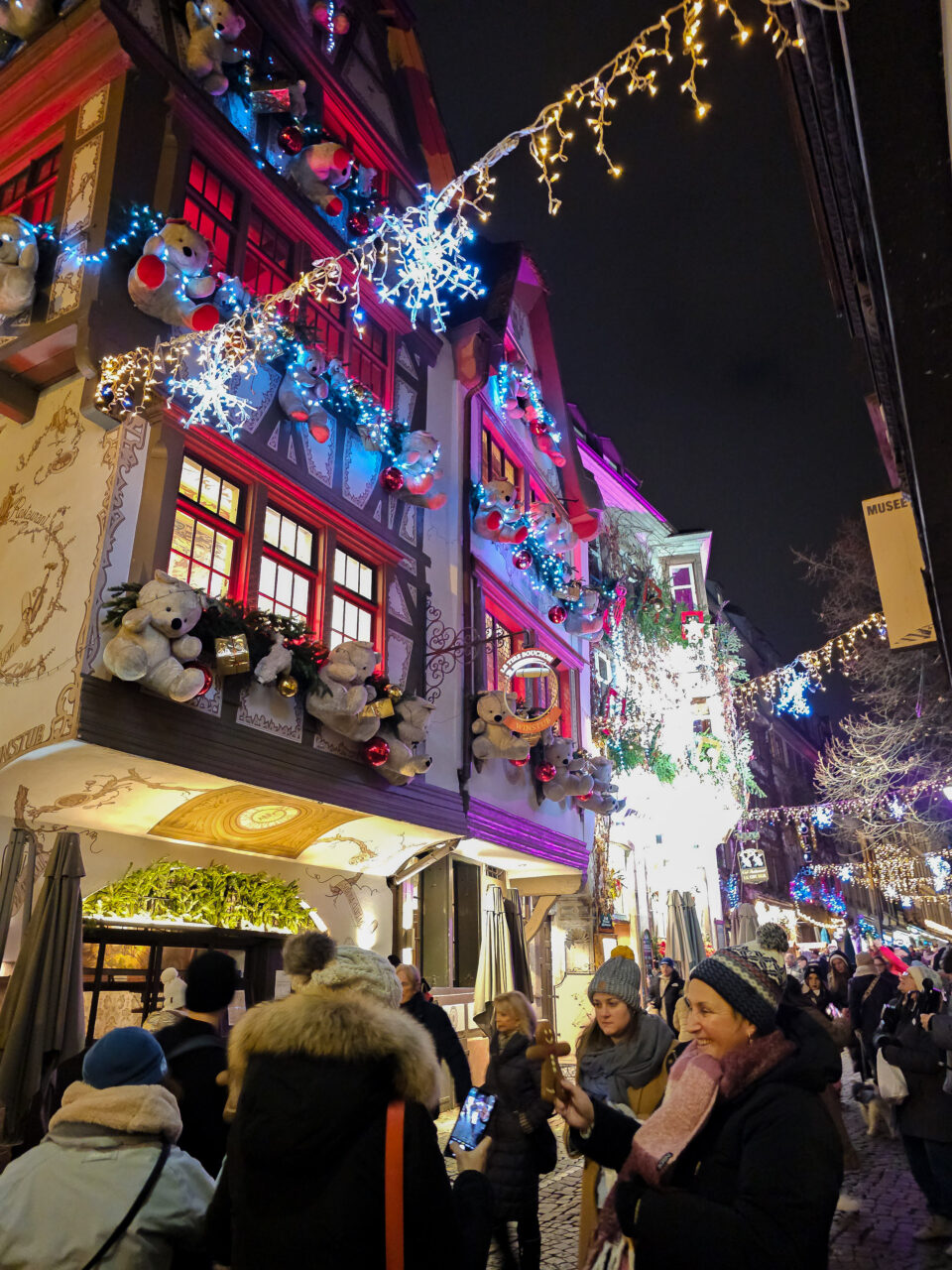 2024-12-12_18-14-21_Straßburg - Tour de Weihnachtsmarkt _20241212_181420-3840