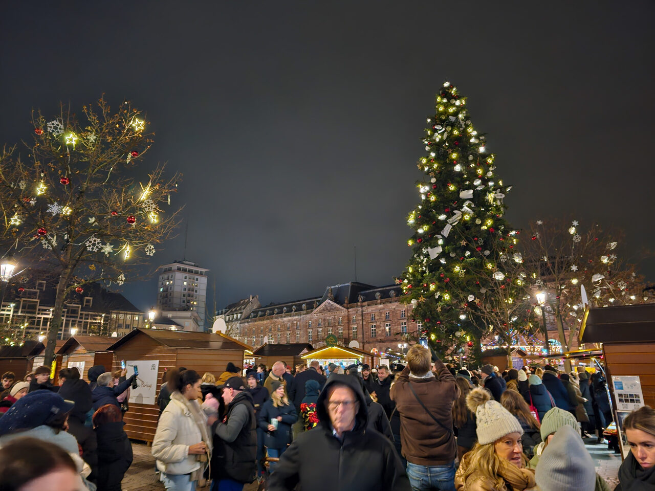 2024-12-12_19-05-14_Straßburg - Tour de Weihnachtsmarkt _20241212_190514-3840