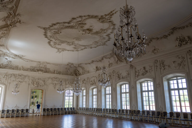 2024-07-11_14-27-25_Schloss Rundale_3701-3840-LAPTOP-E1RUKUVR