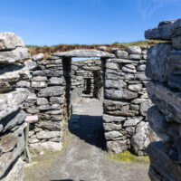 2026-05-27_11-49-46_Schottland - Black House__T5A3841-3840